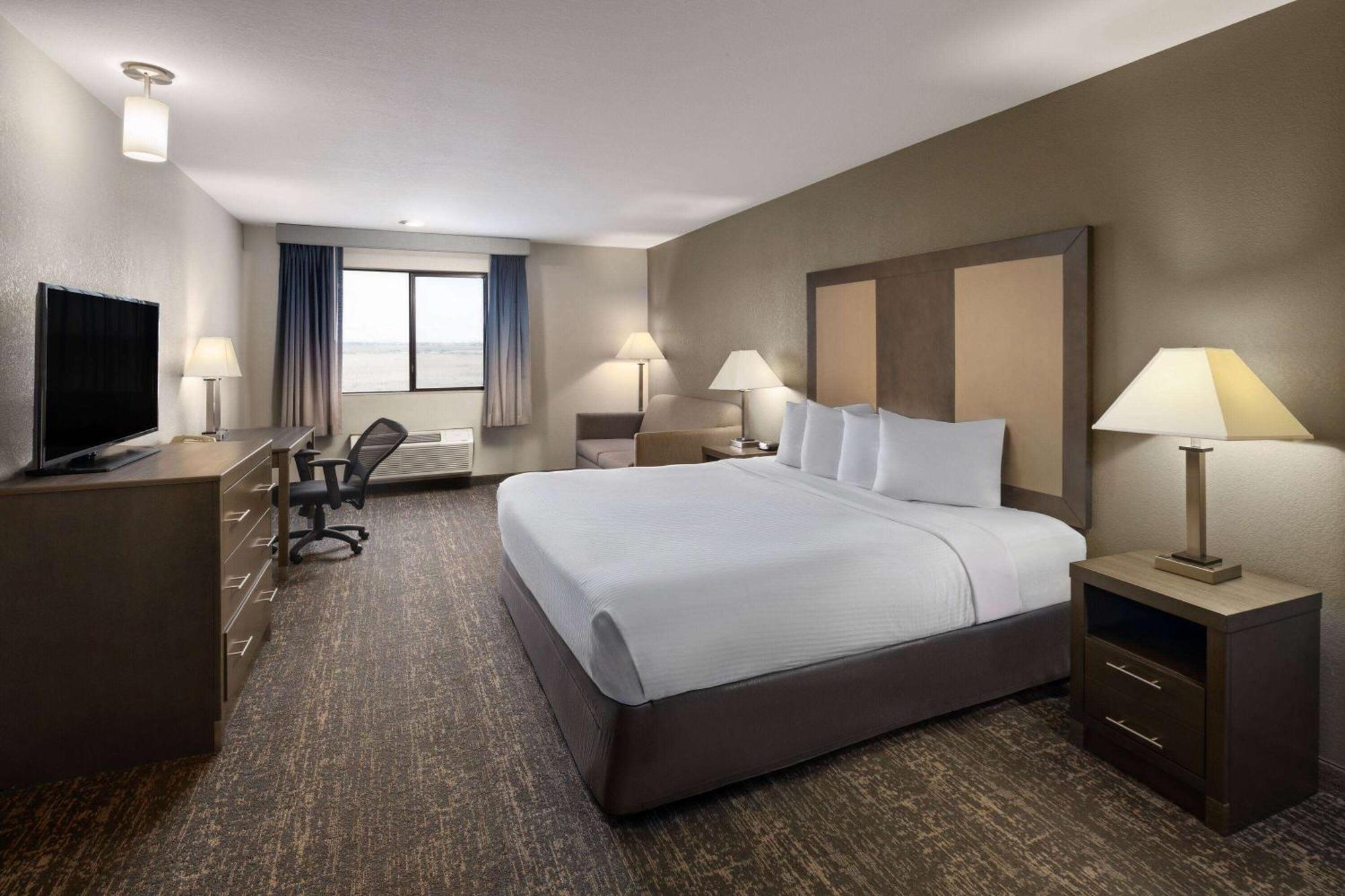 Baymont By Wyndham Moses Lake Esterno foto