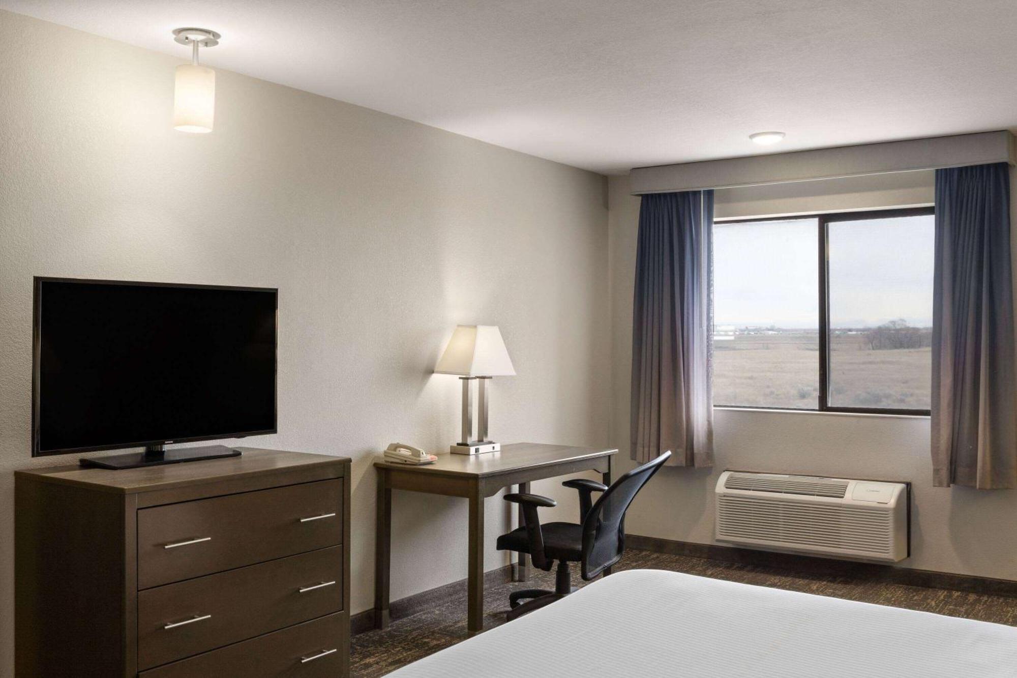 Baymont By Wyndham Moses Lake Esterno foto